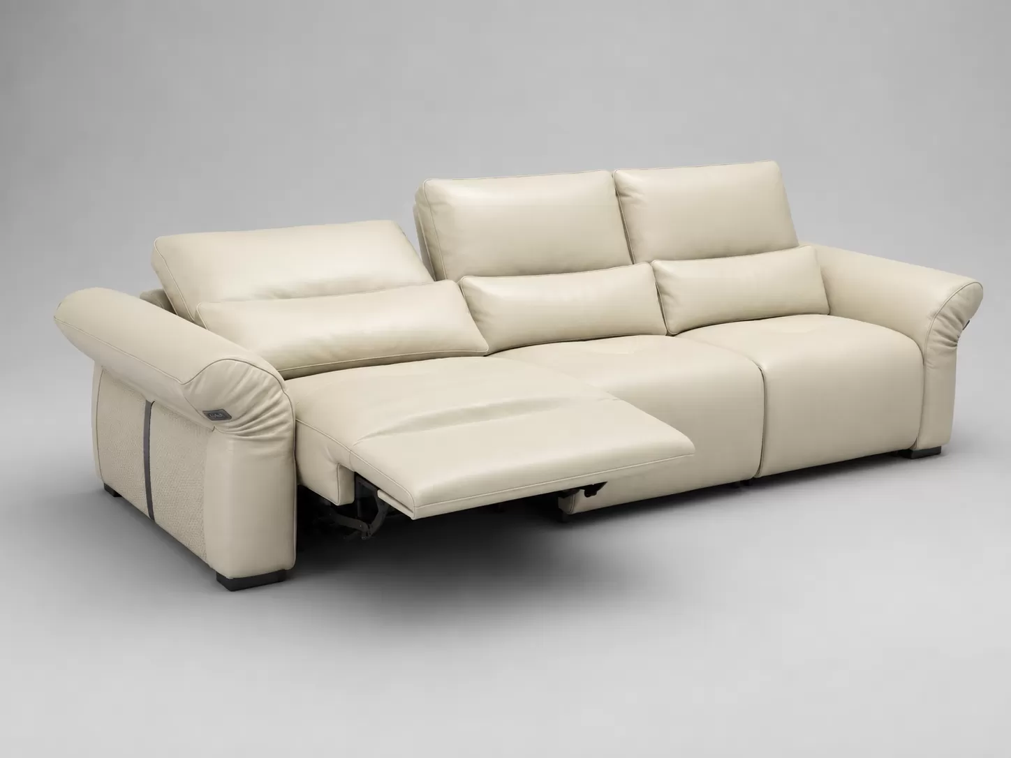 Bộ sofa LUSSO – ARTORA by TLISOFA